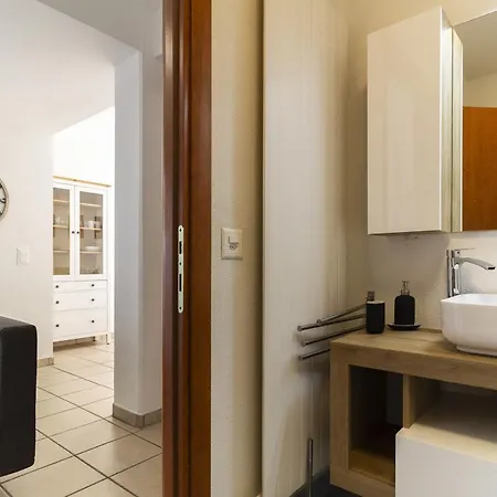 A Lugano-viganello E Comodo Con Parking Privato Apartment
